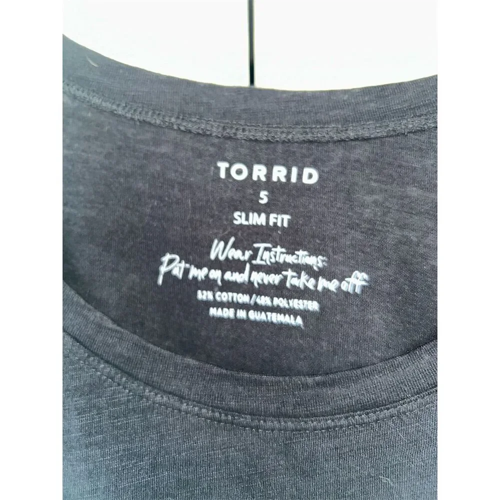 Torrid Women's Plus Size 5 Black "Life Happens Tequila Helps" T-Shirt - Picture 3 of 5